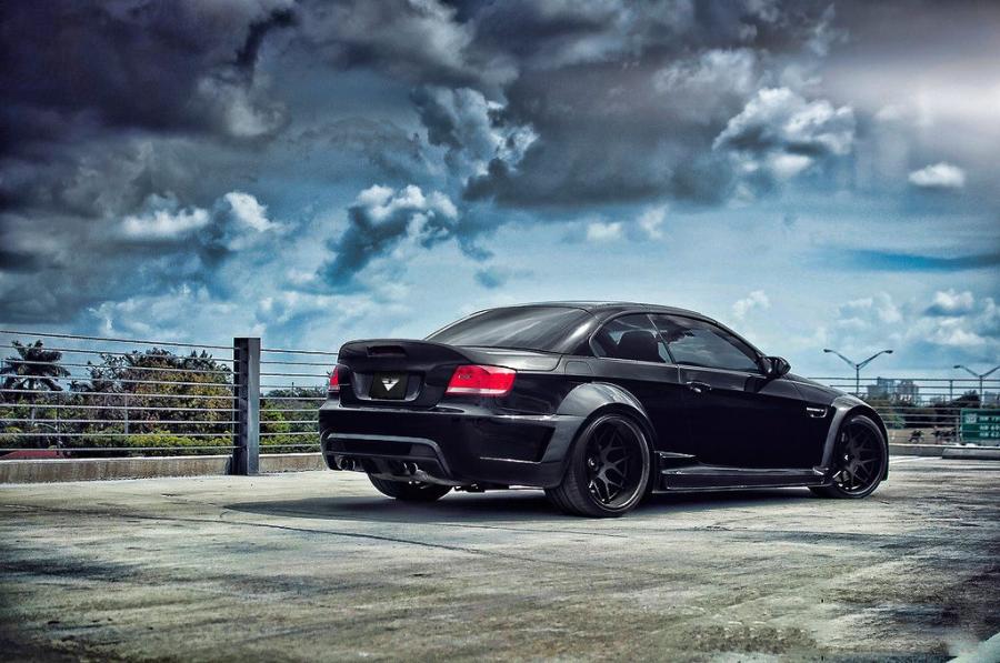  BMW M3 GTRS3 Black Version by Vorsteiner 2012 года  (фото 19 из 32)